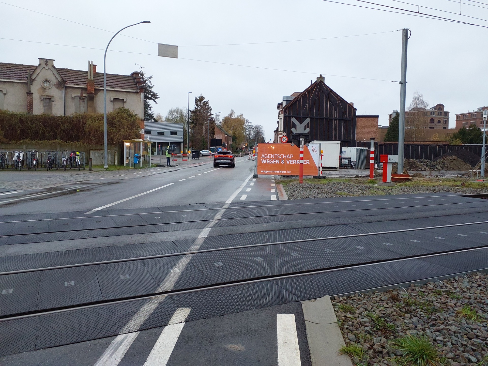 Start werken aan het fietspad op de Provinciesteenweg in Haacht
