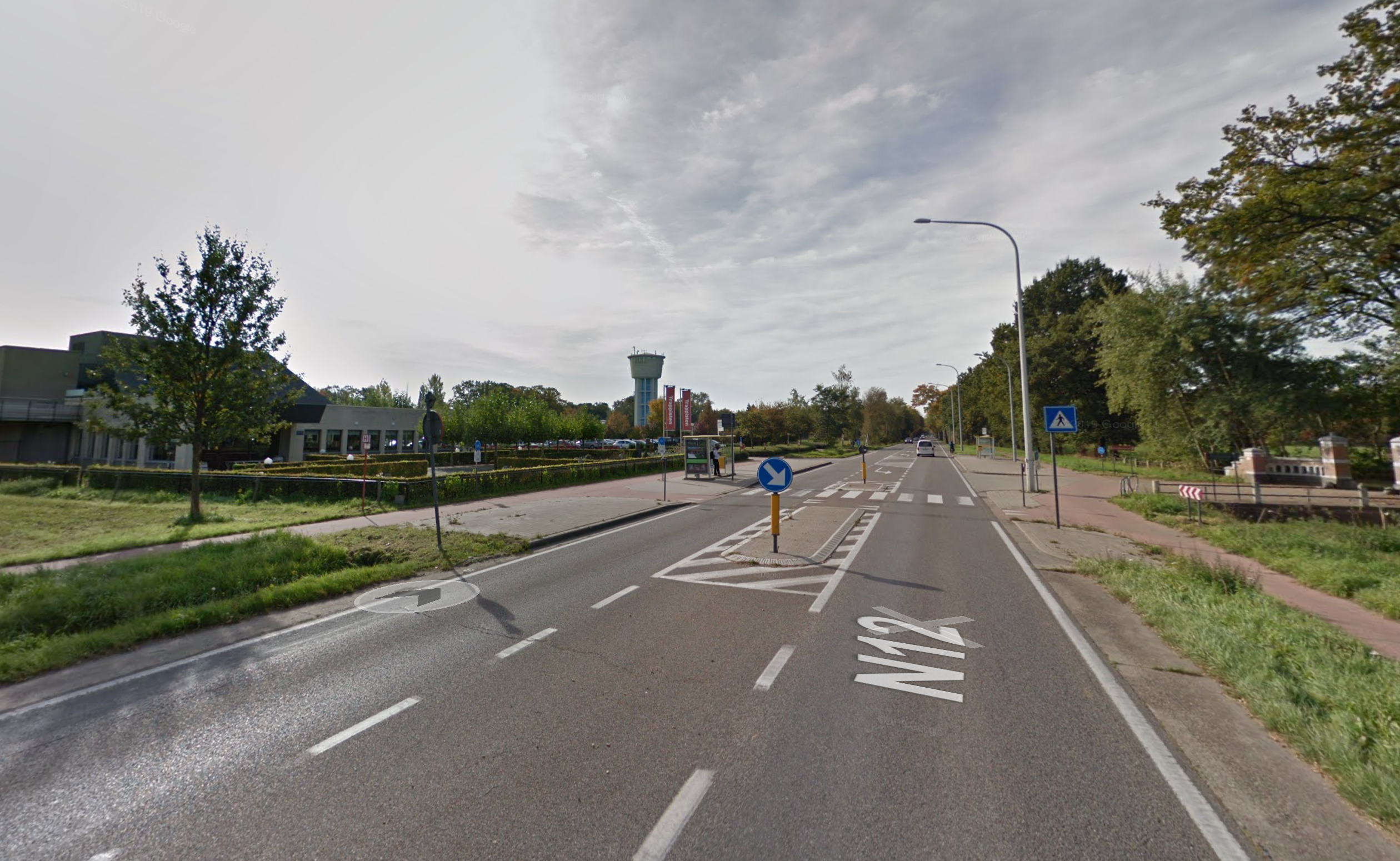 Bestaande oversteek aan café Trappisten