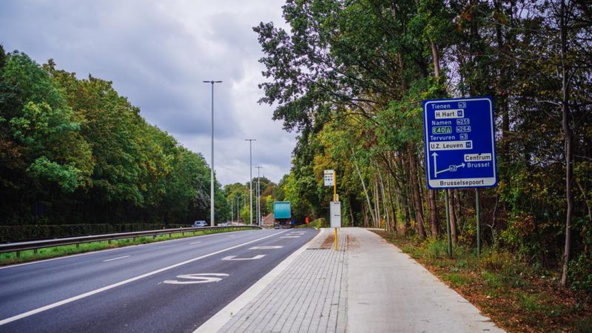 20200925 R23 Leuven Bushalte Den Boschsingel 005