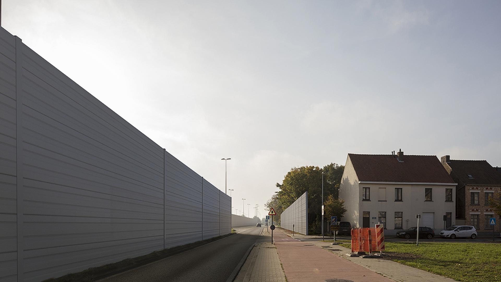 Geluidsschermen langs de Expresweg (N31) in Brugge - foto 3