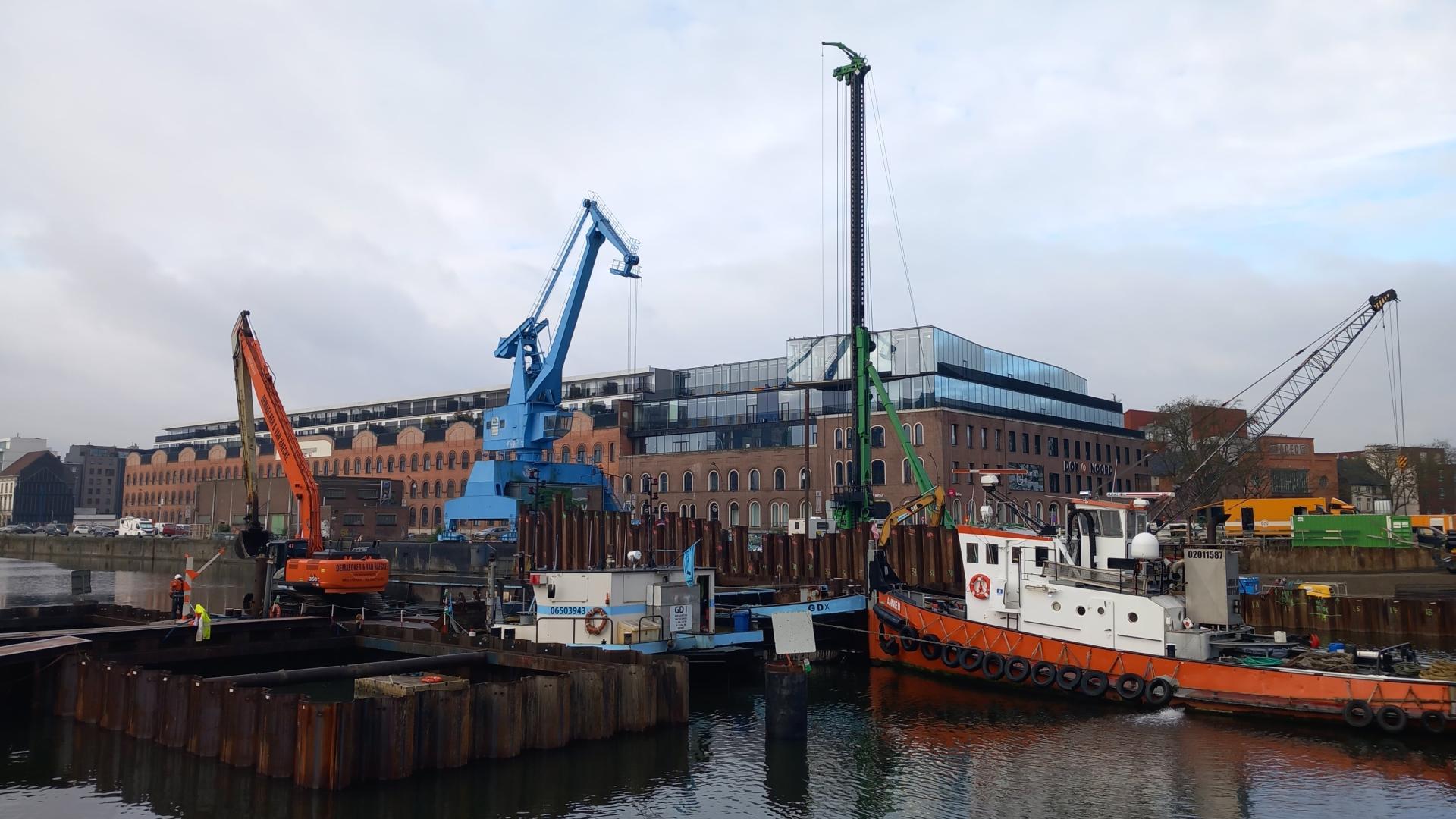 Bouw Verapazbrug (zicht richting Dok-Noord)