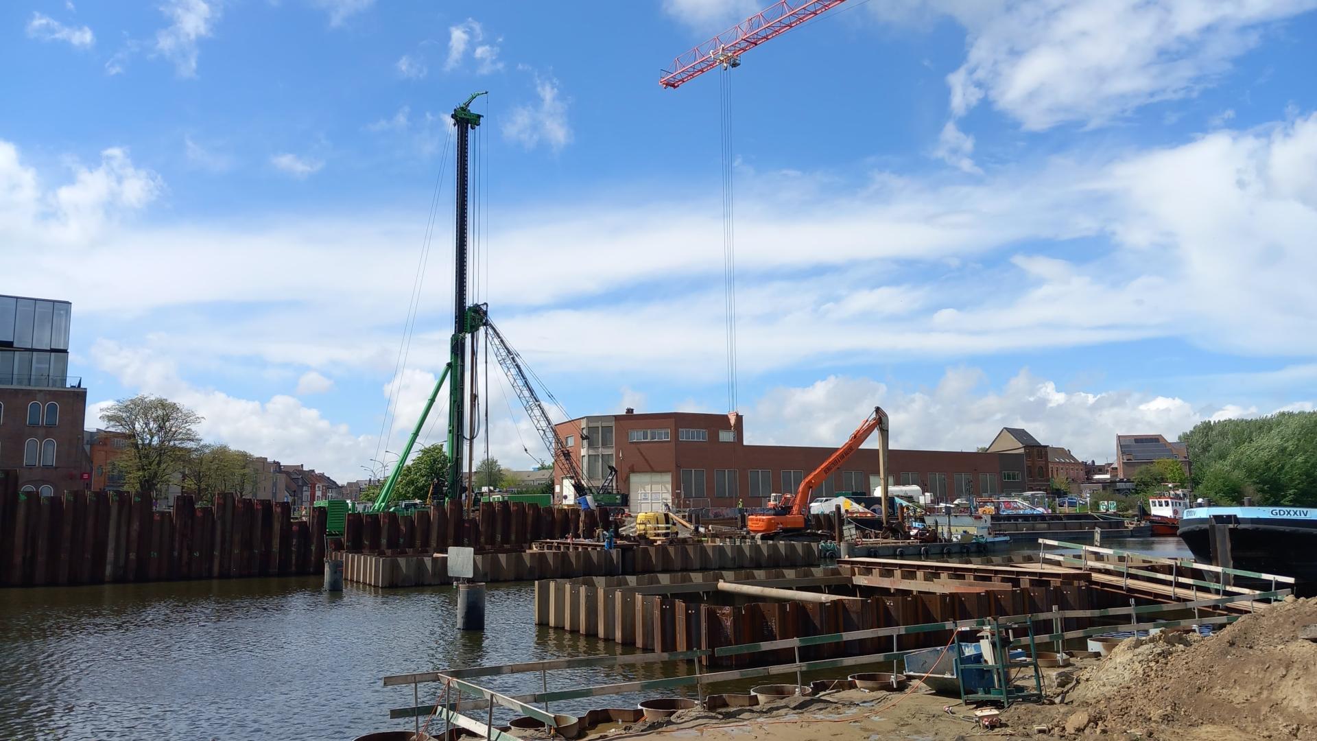 Bouw Verapazbrug (zicht richting Dok-Noord)