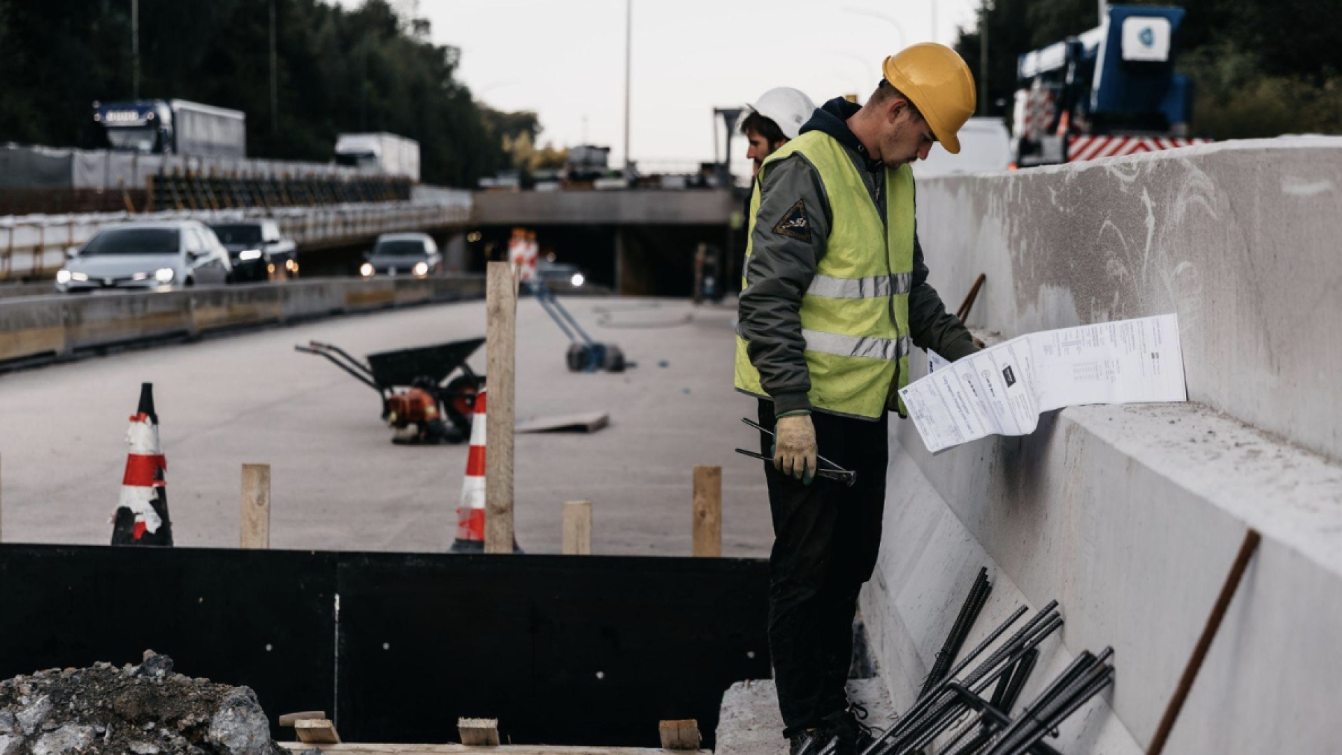 foto werken aan voeg, augustus 2024