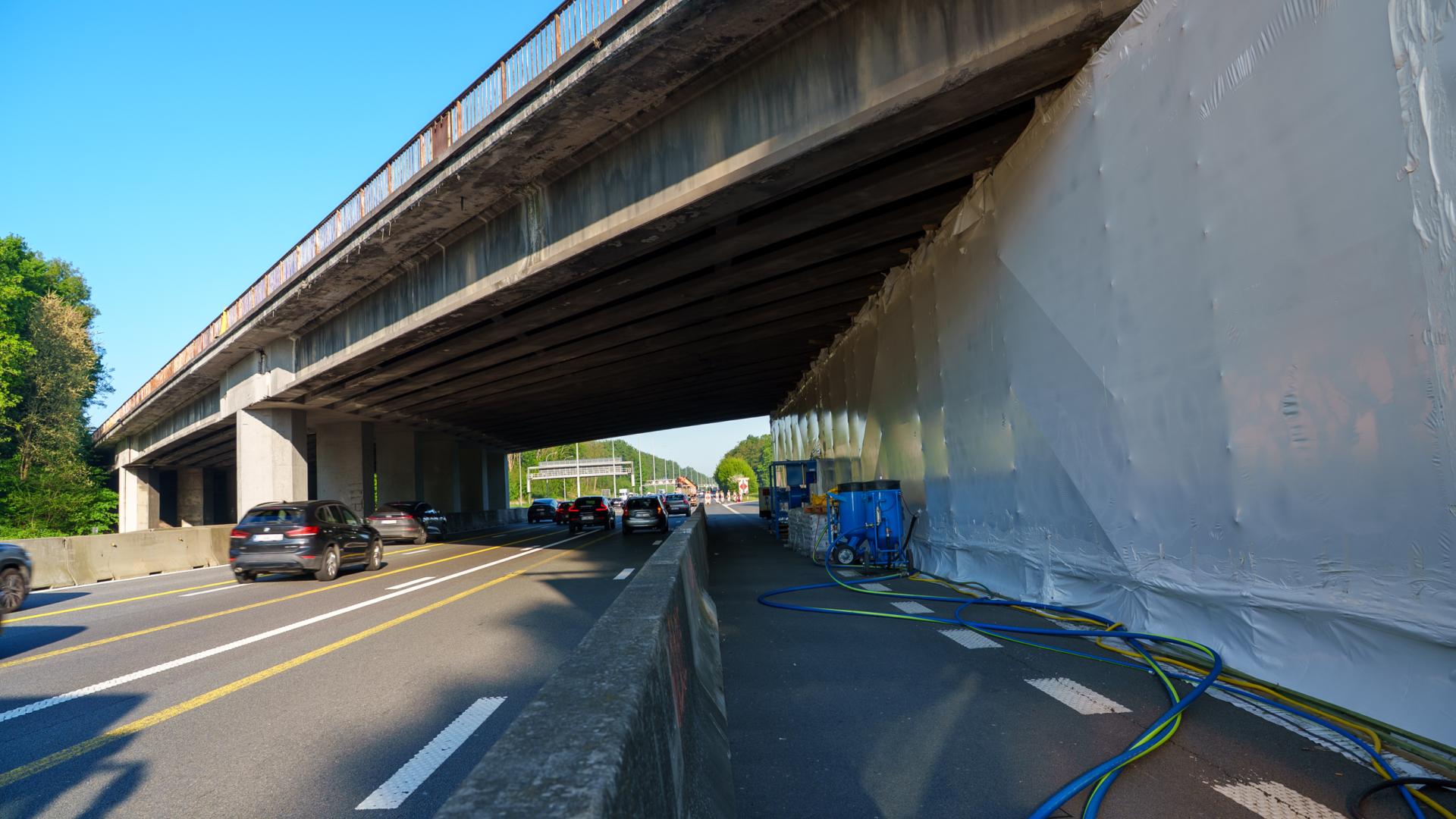 Boogbrug Bertem: asbestsanering (1)