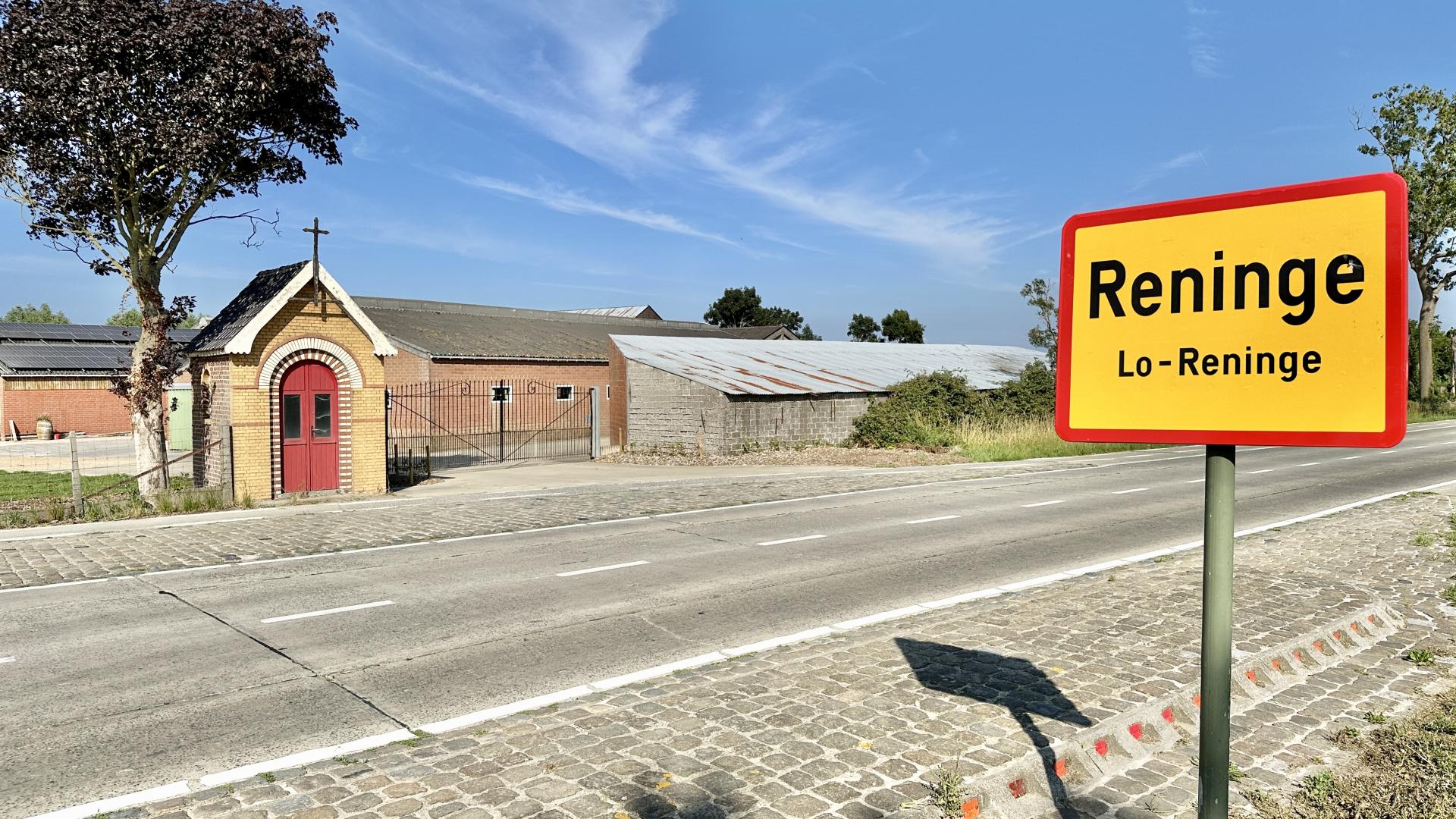 N8 t.h.v. Kruisboomstraat in Lo-Reninge