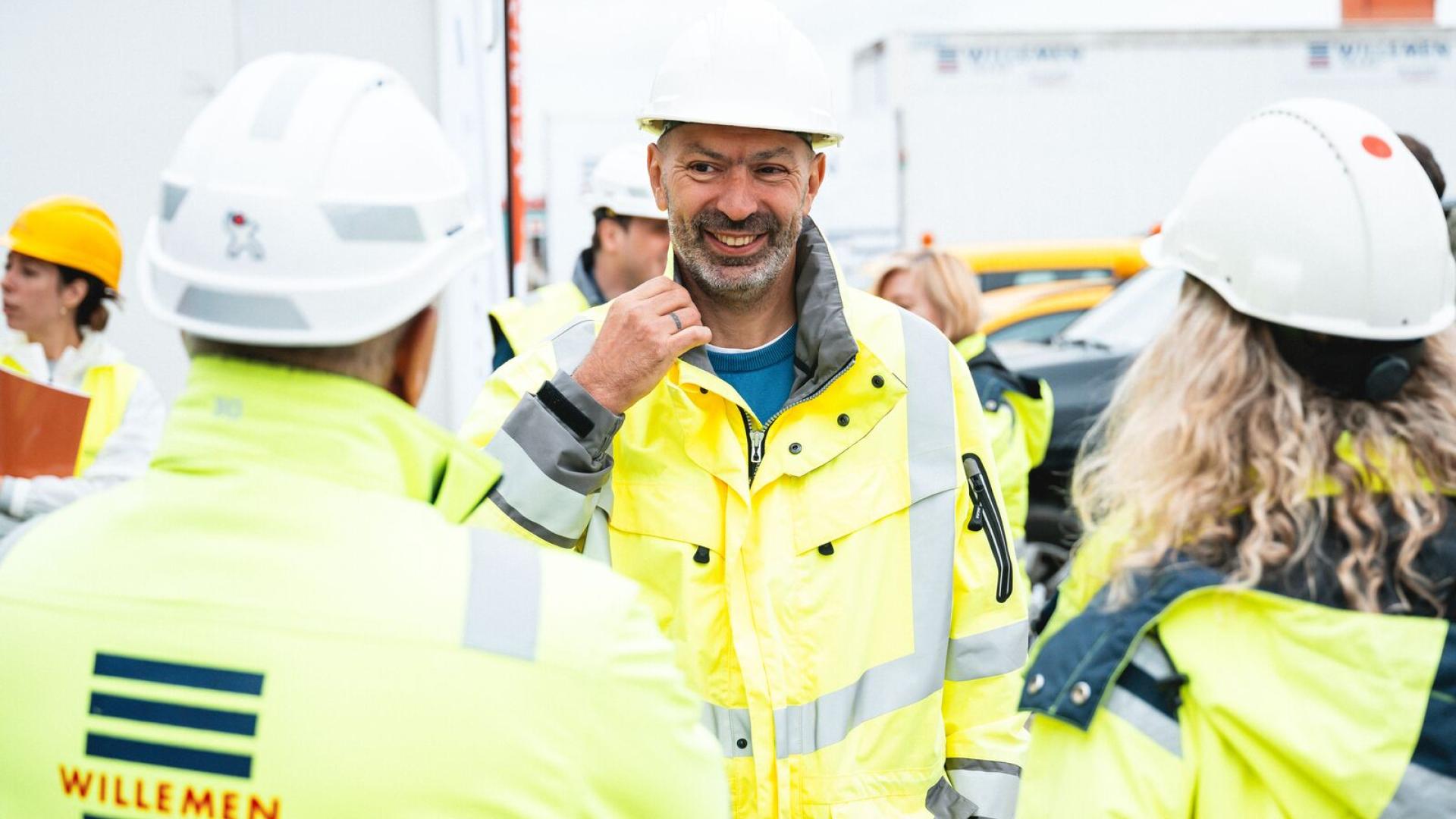 Persmoment start onderhoud havenwegen