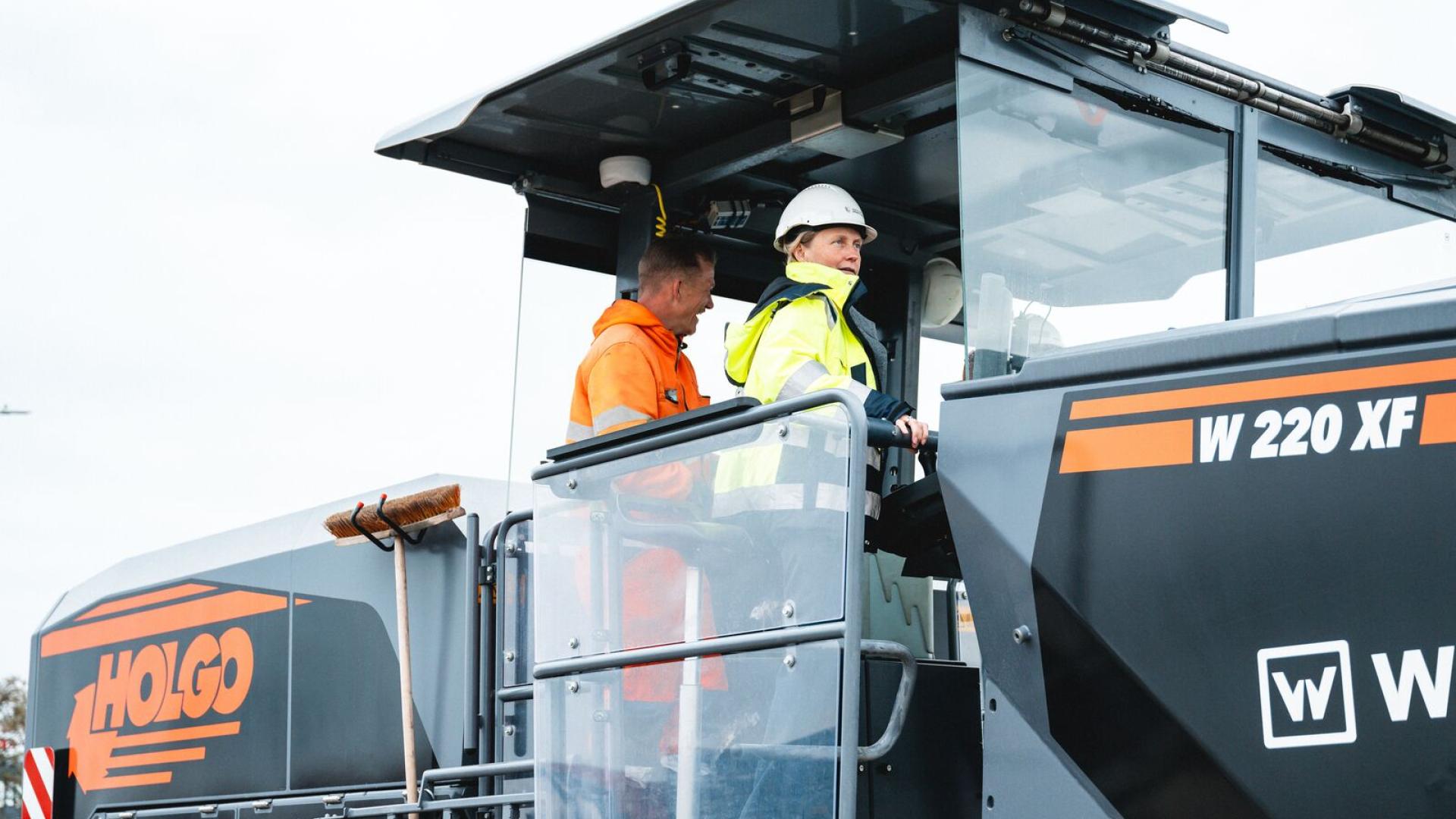 Persmoment start onderhoud havenwegen