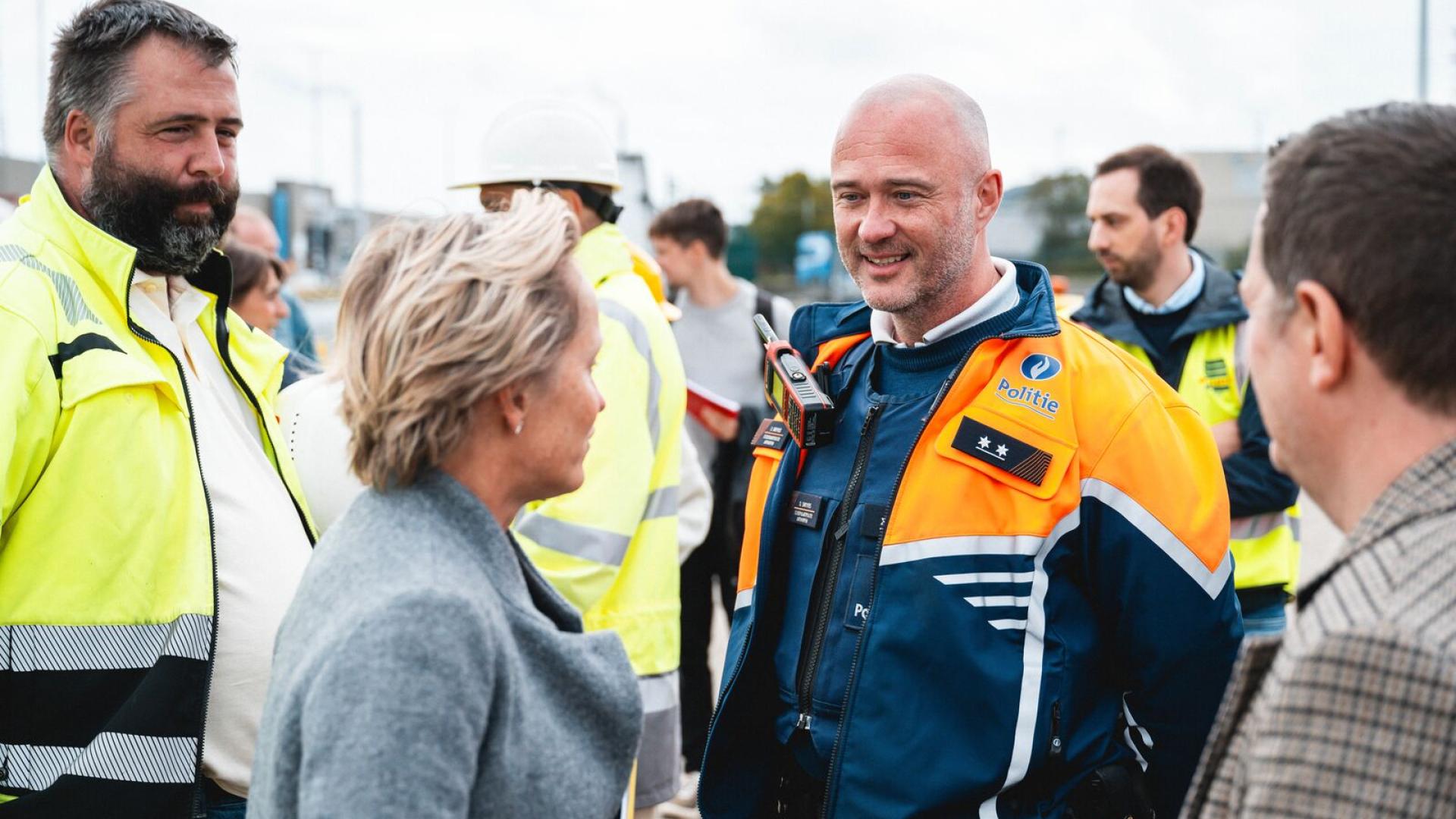 Persmoment start onderhoud havenwegen