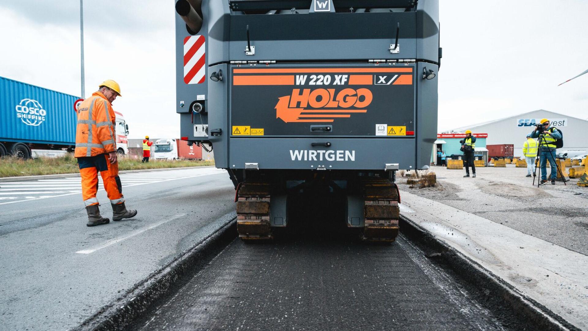 Persmoment start onderhoud havenwegen