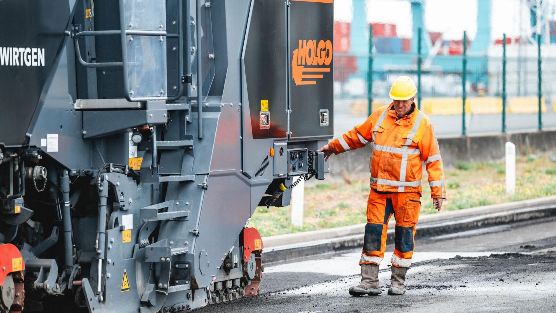 Persmoment start onderhoud havenwegen