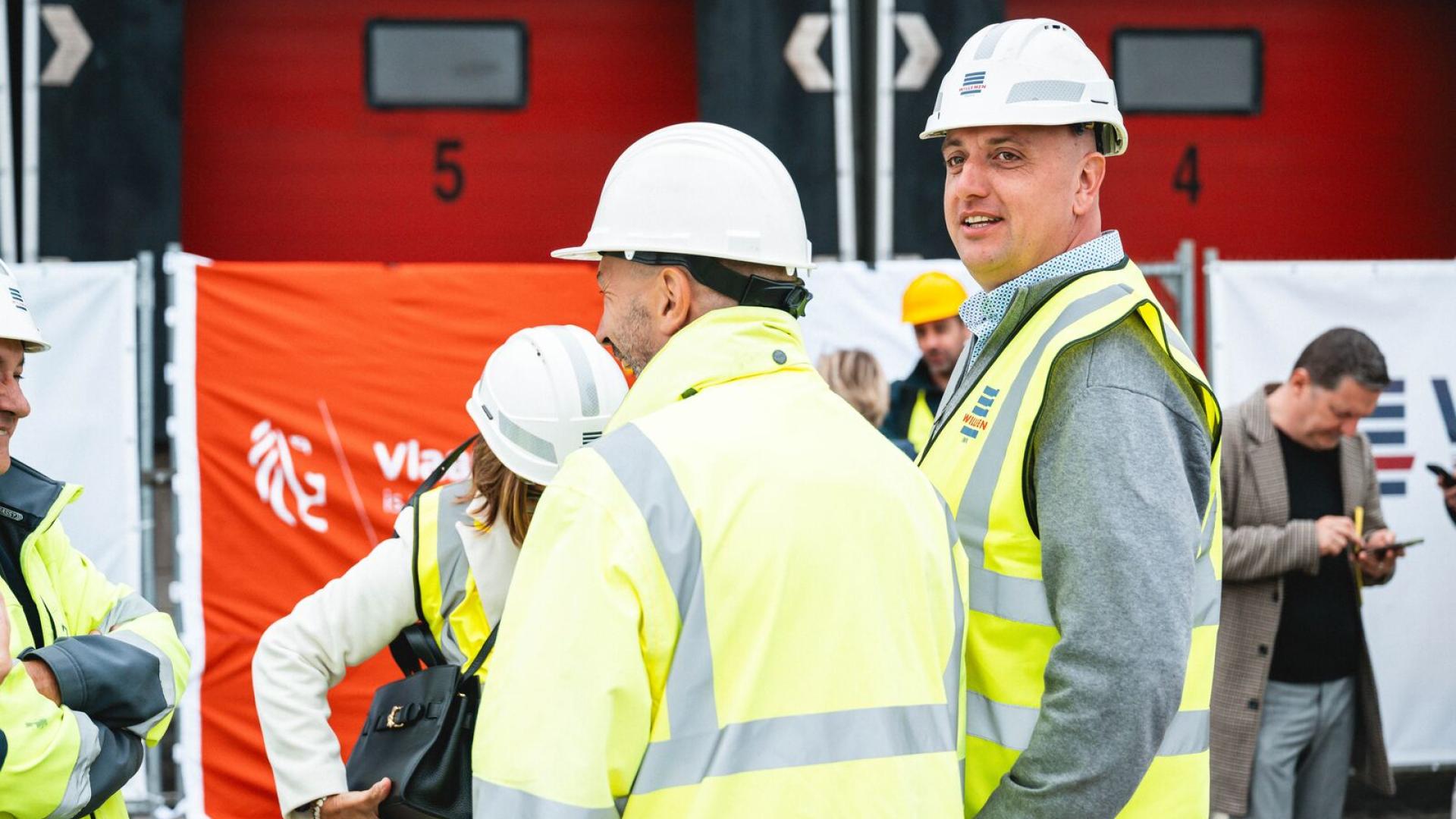 Persmoment start onderhoud havenwegen