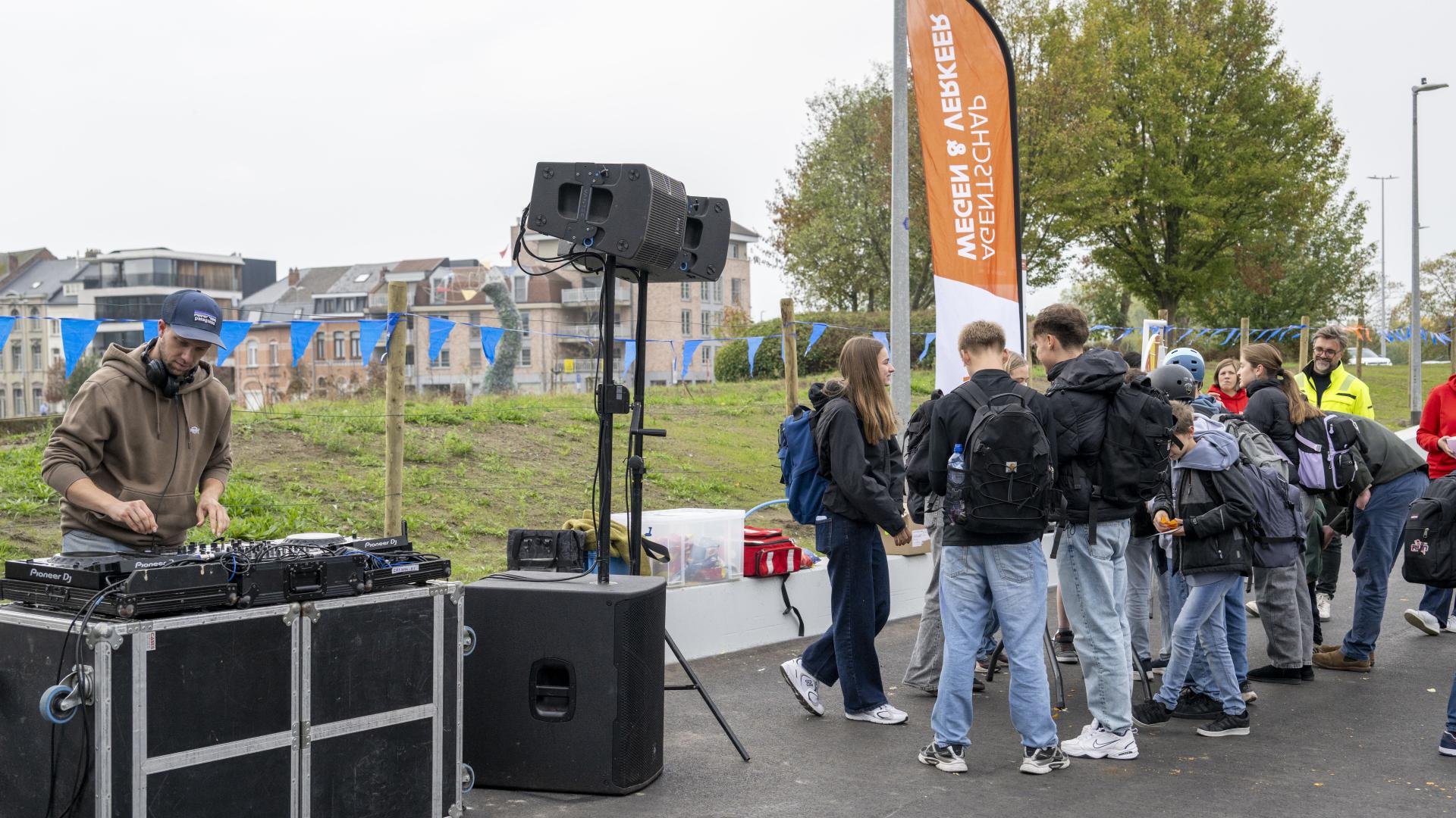 Opening voor scholieren op 19 oktober 