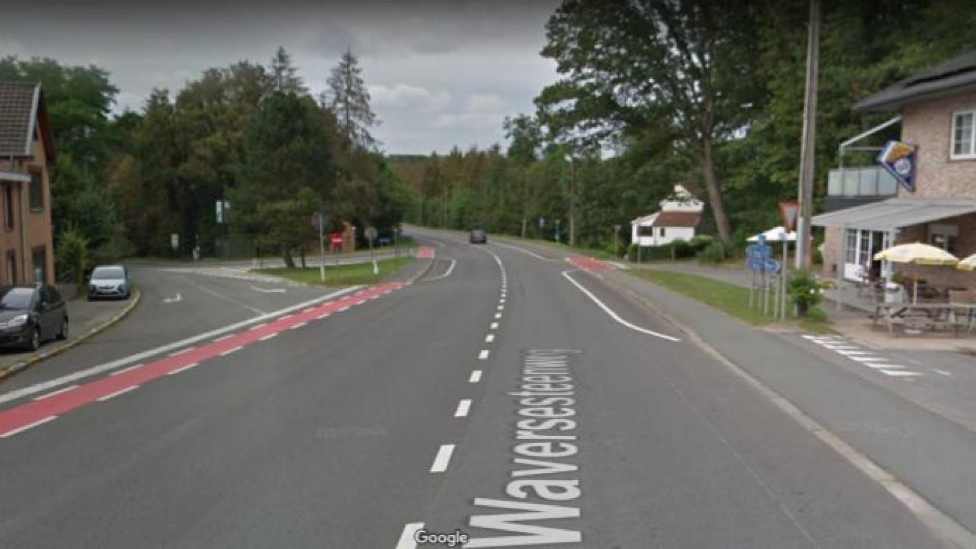 Google afbeelding van het huidige kruispunt van de Waversesteenweg met de Lanestraat