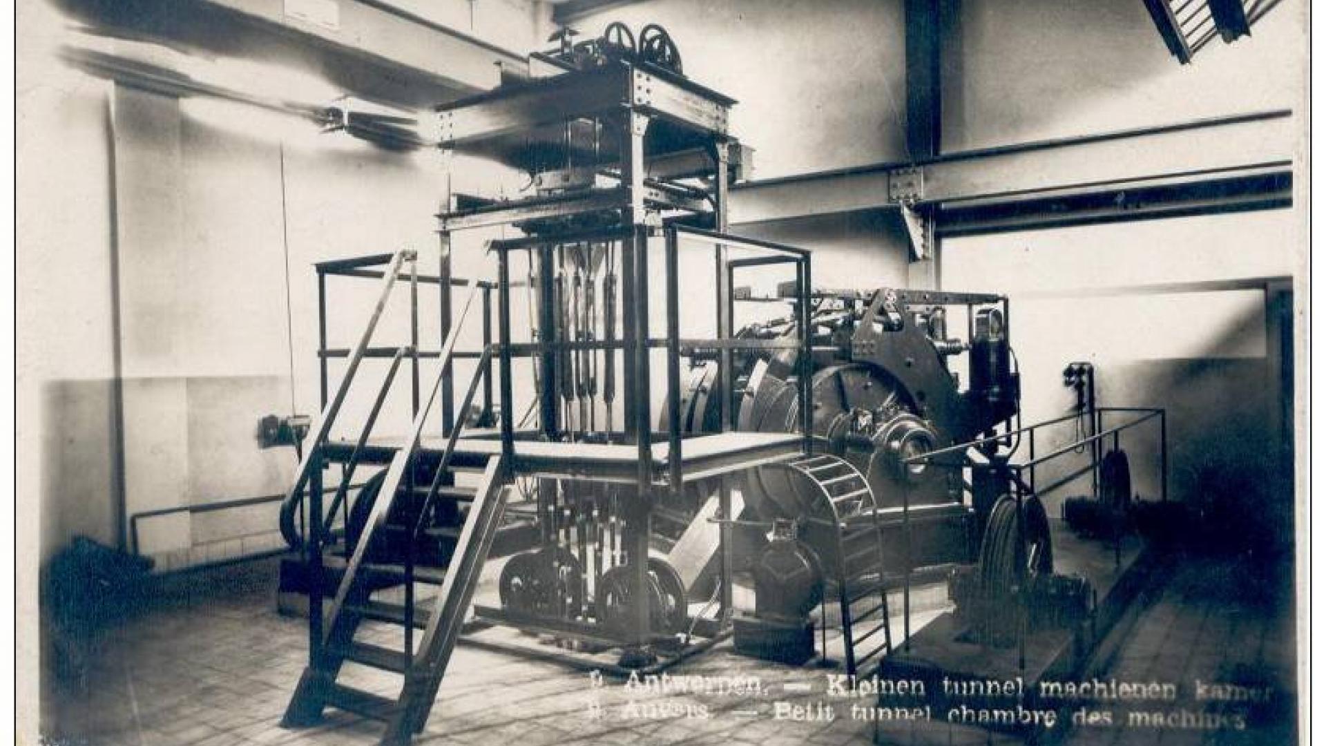 Historische foto van de liftinstallaties