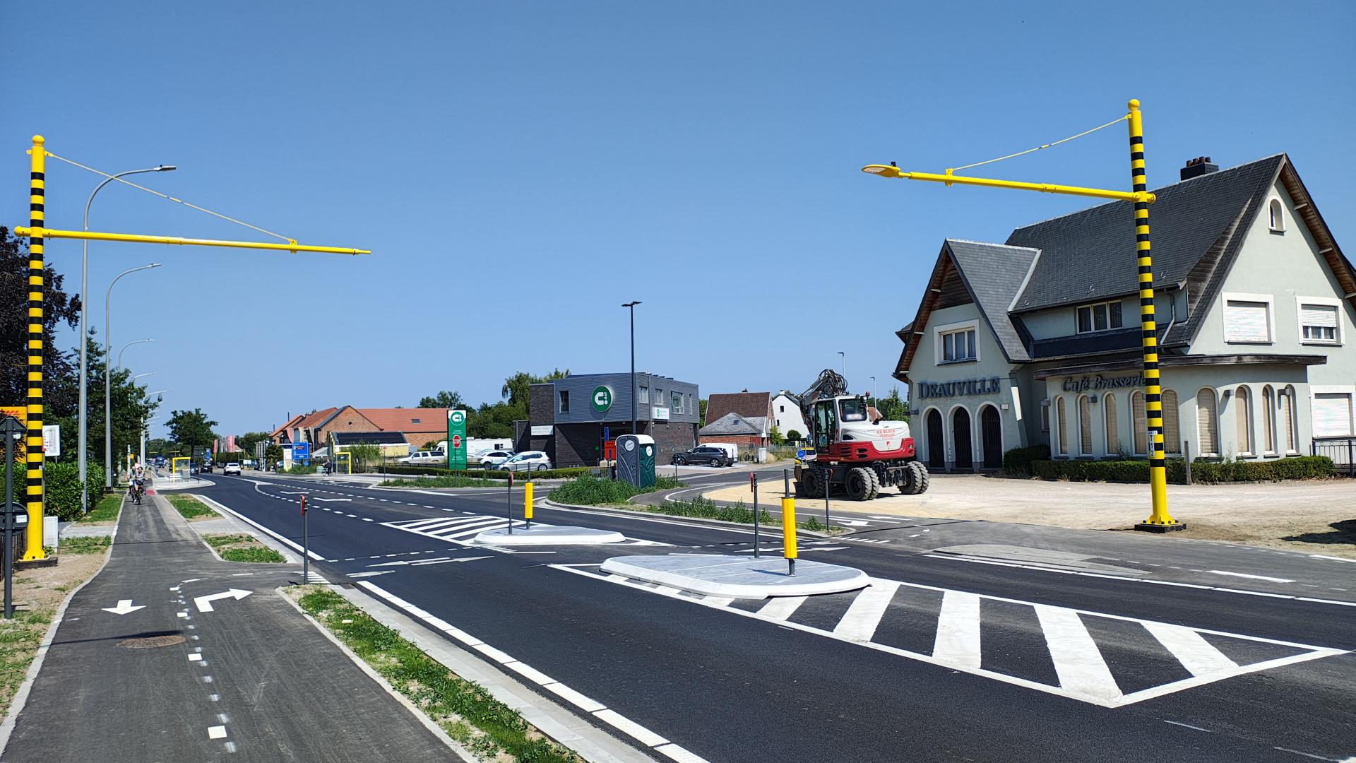 Aanleg veilige fietsoversteekplaatsen aan Beringstraat - 1