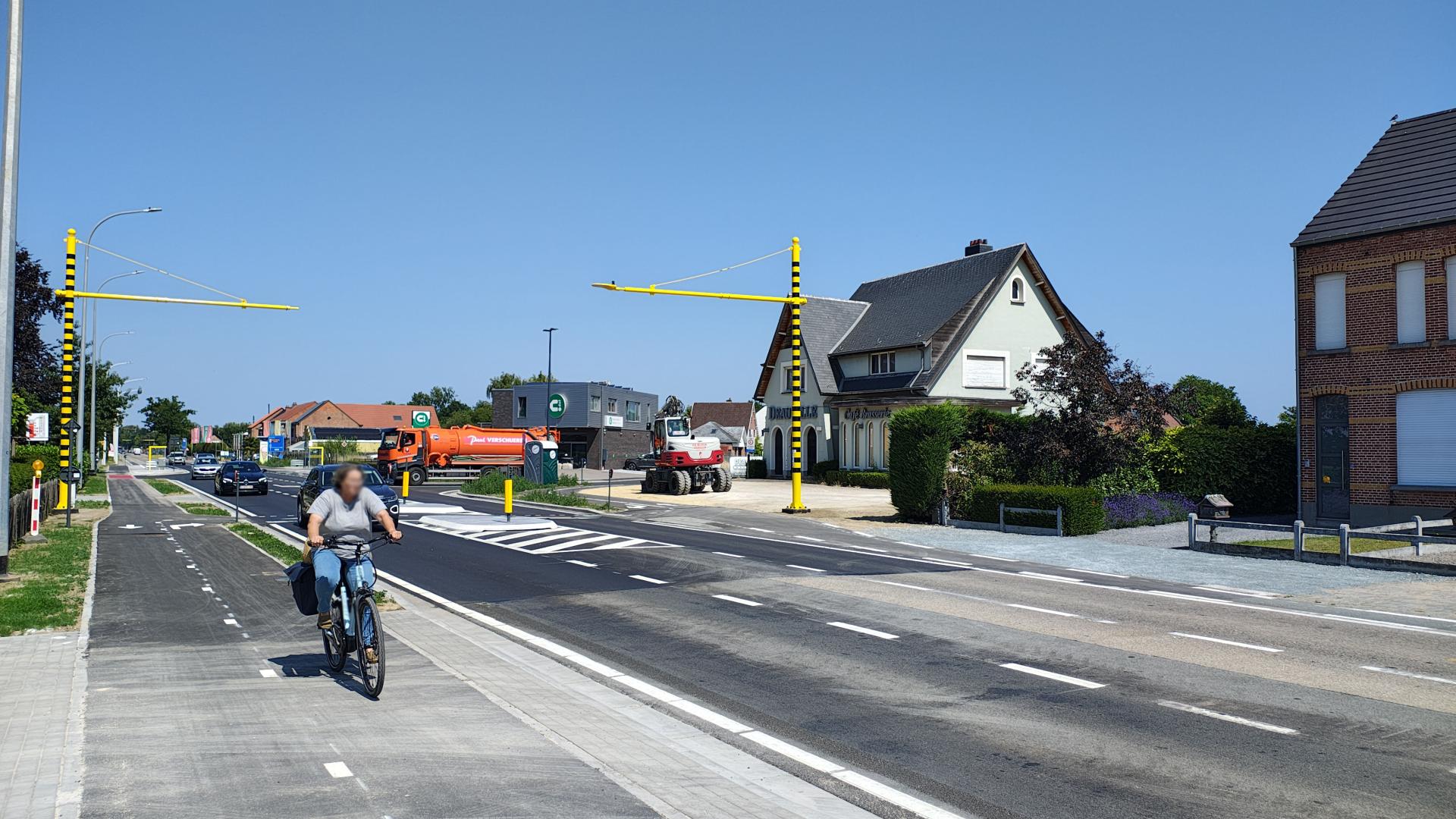 Aanleg veilige fietsoversteekplaatsen aan Beringstraat - 4