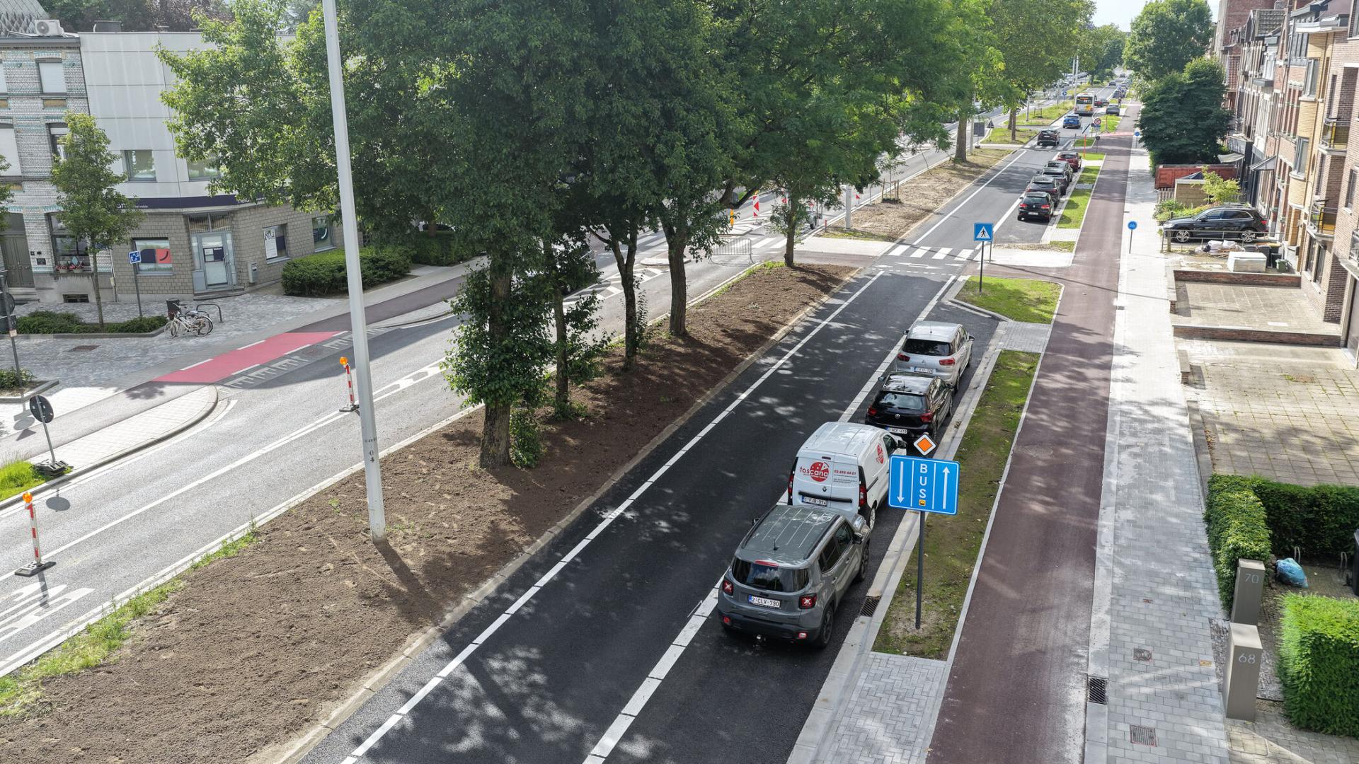 N1_Mortsel_HeraanlegMechelsesteenweg_EindeWerken - N1 en fiets- en voetpad richting Edegem