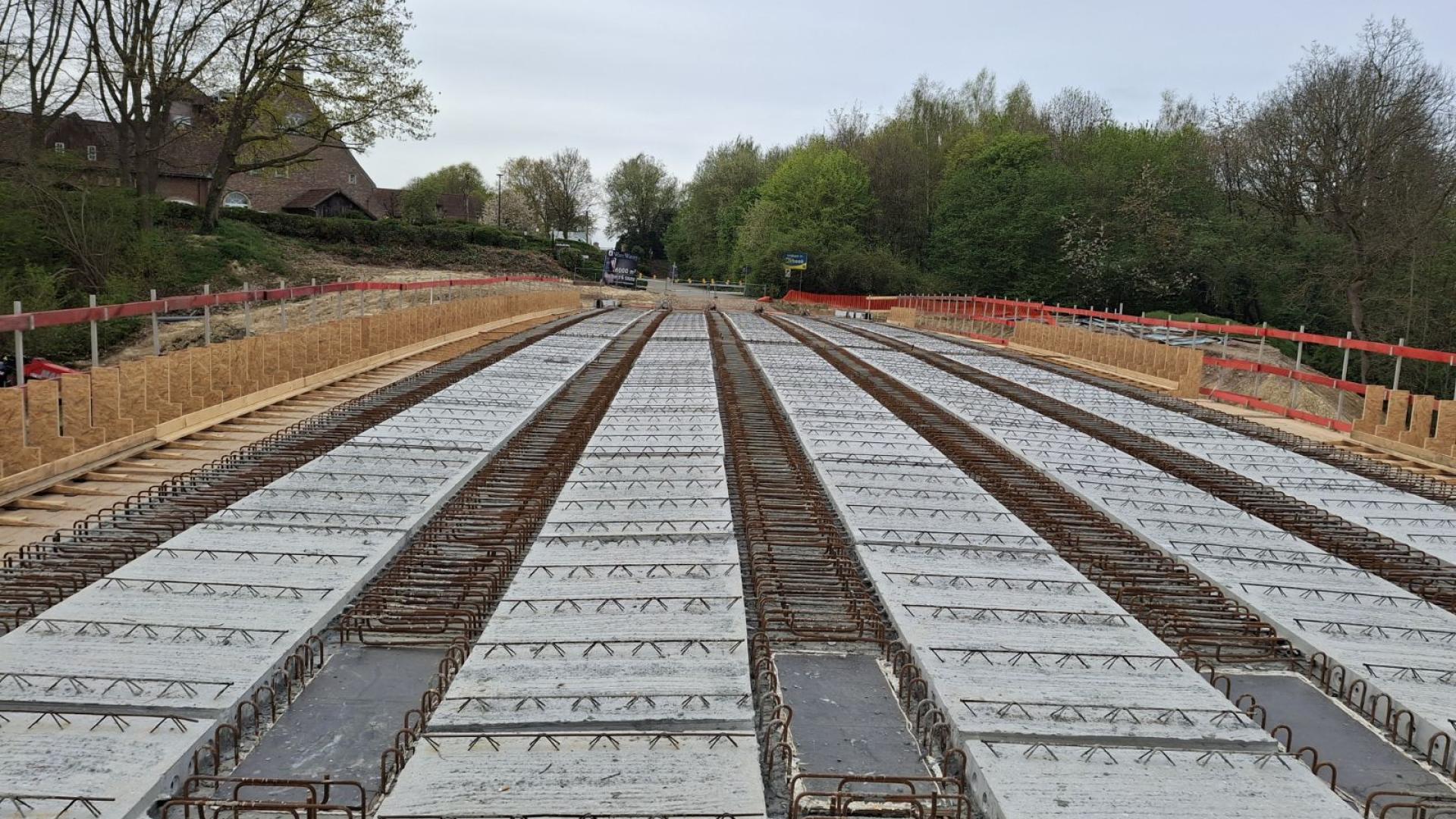 Opbouw brugdek vanaf draagstructuur_2