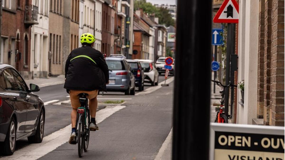 Veiliger fietsen op Steenweg op Brussel tussen Brabants Dalplein en Isidoor Meyskensstraat.