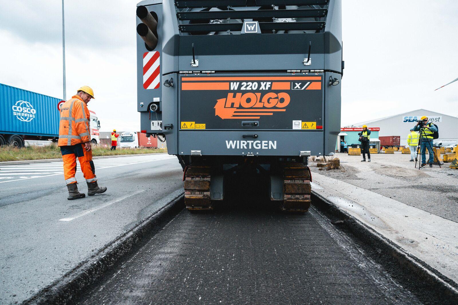 Persmoment start onderhoud havenwegen