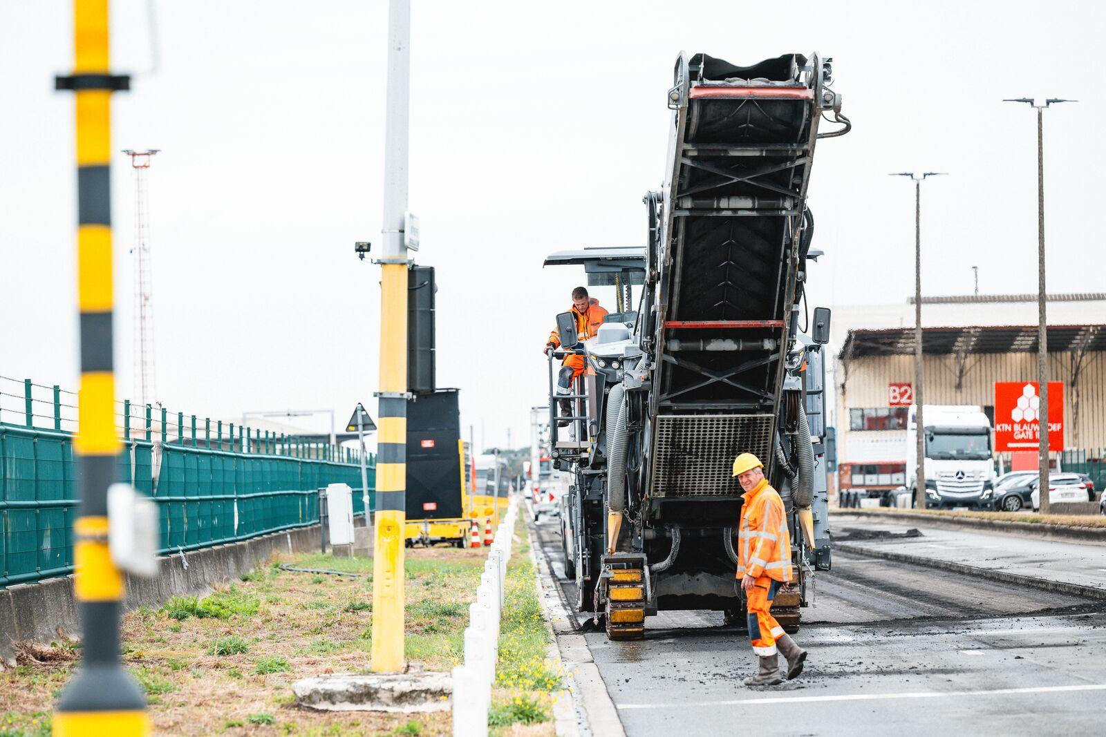 Persmoment start onderhoud havenwegen