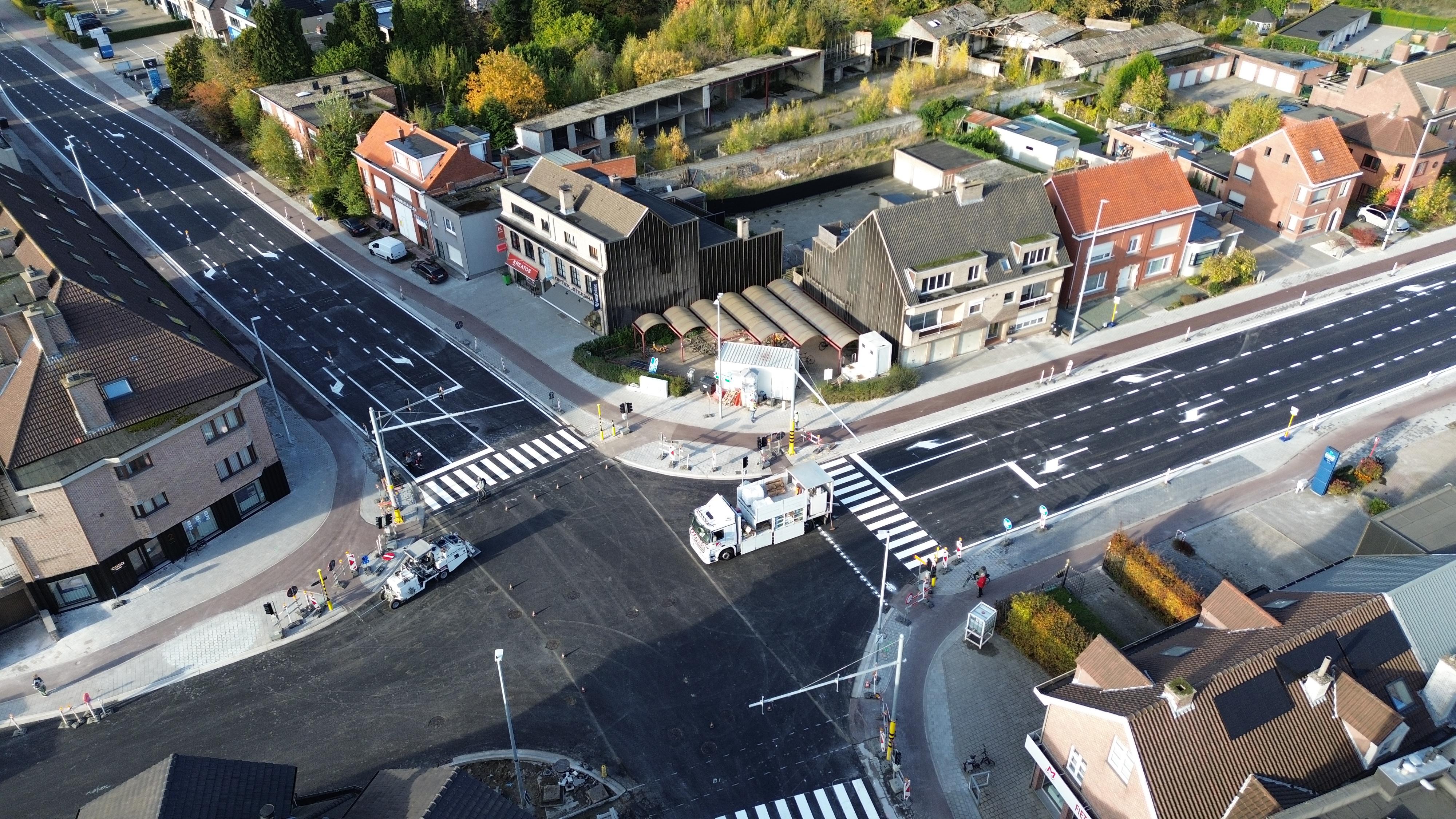 Kruispunt N115 met N117 in Sint-Job: asfalterings- en markeringswerken