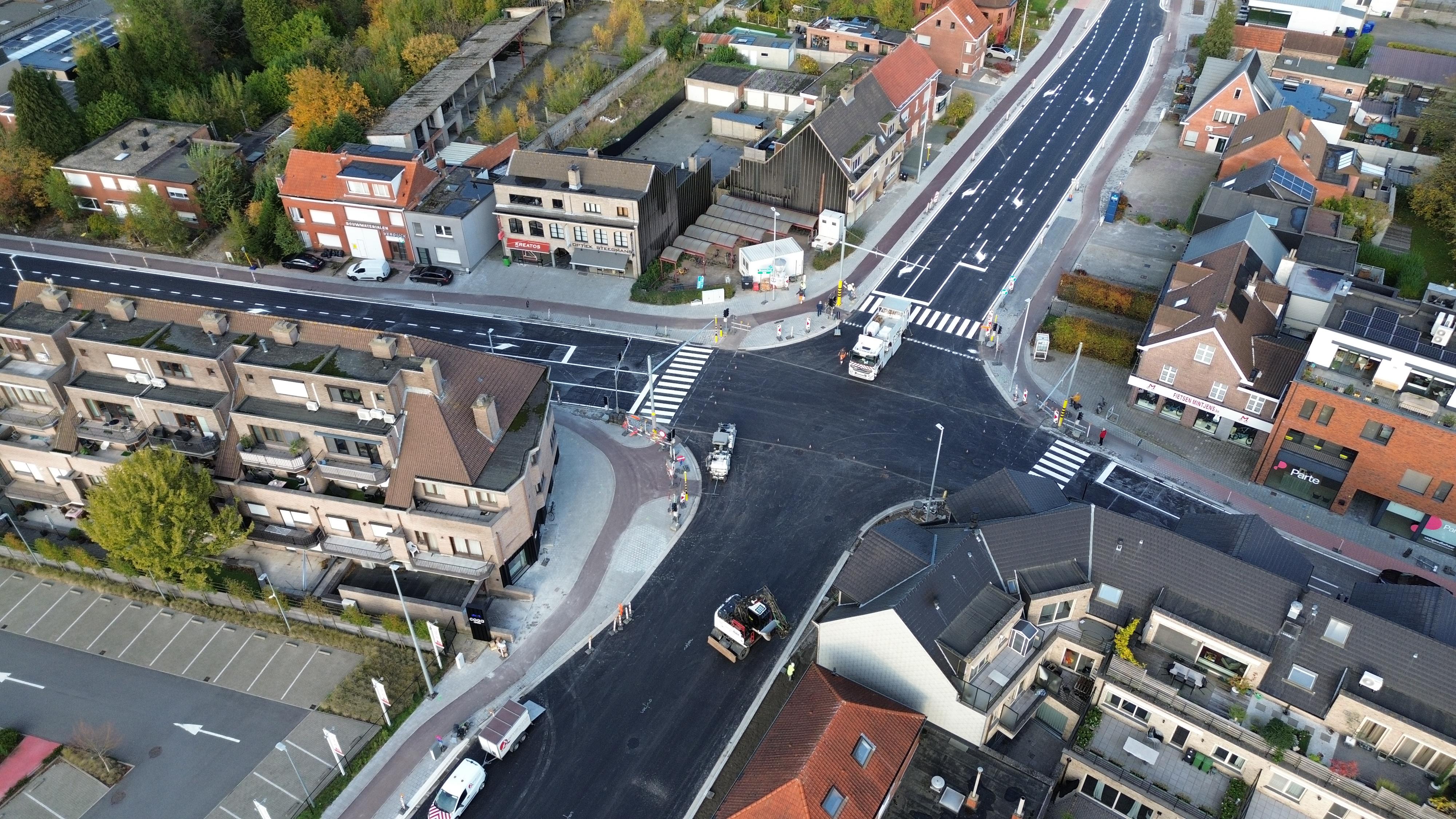 Kruispunt N115 met N117 in Sint-Job: asfalterings- en markeringswerken