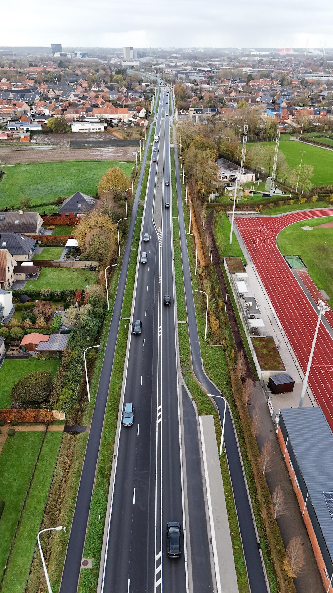 Herinrichting van Rijksweg (N36) in Izegem - foto van het eindresultaat (4)