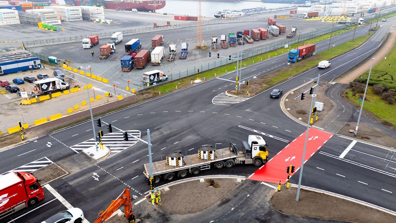 Herinrichting kruispunt Antwerpsebaan (N180) x Laageind (N111) Stabroek-1