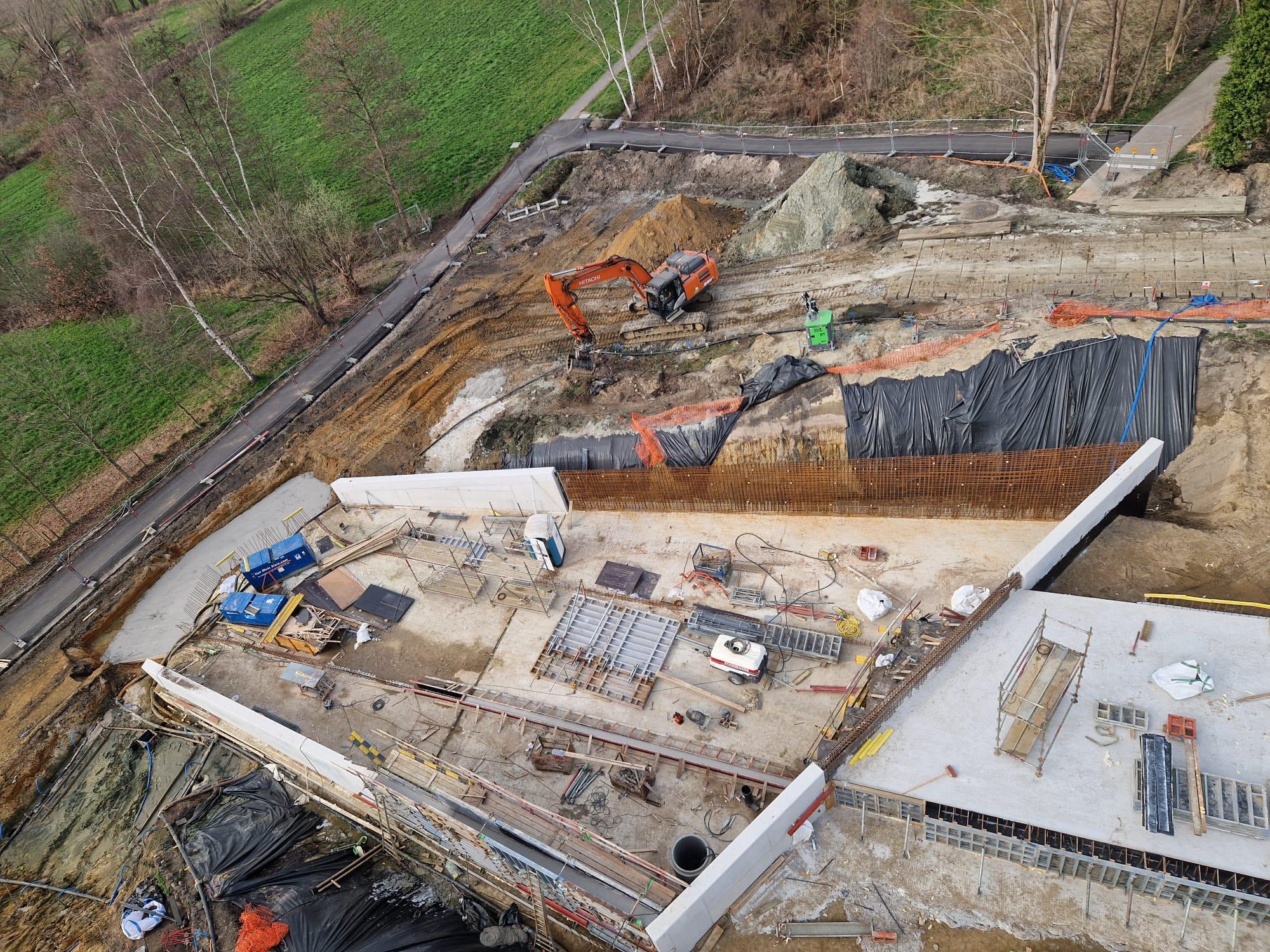 Bouw fietstunnel onder N171 aan kant Pierstraat