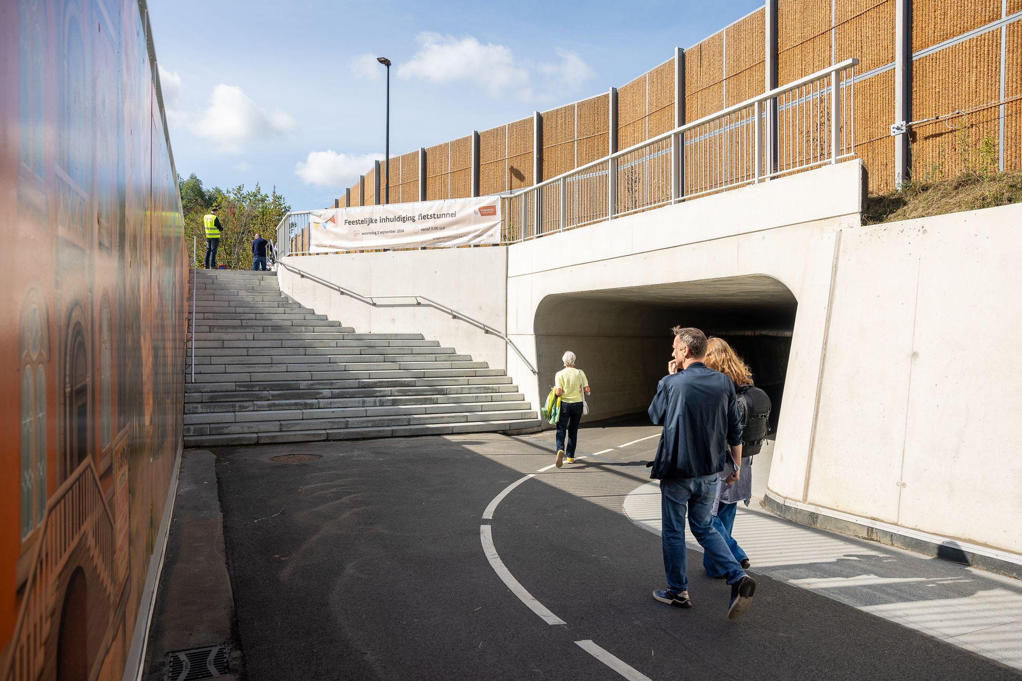 Feestelijke inhuldiging fietstunnel onder N171 in Kontich