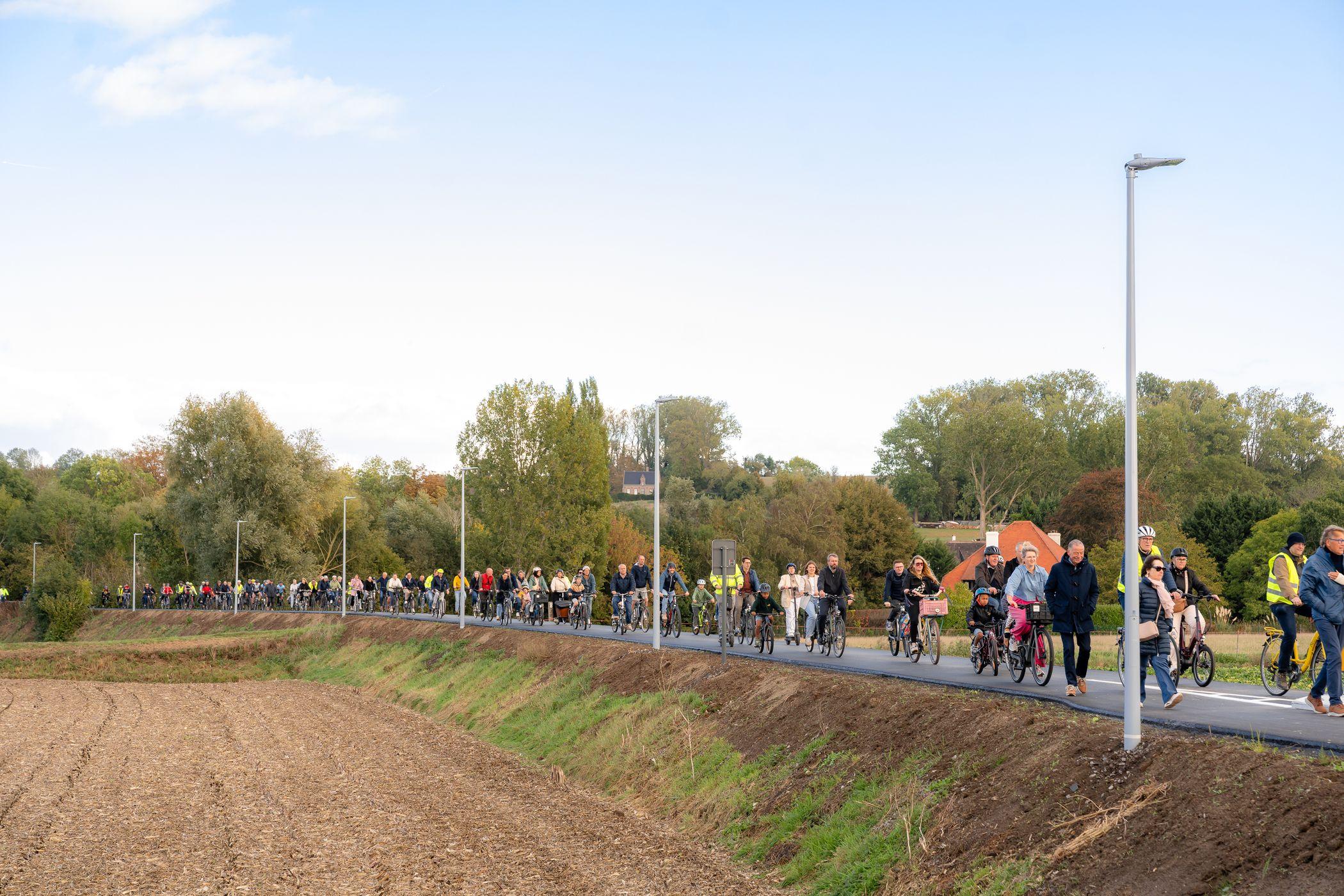 Sfeerbeeld van openingsfeest Lange Leupe in Oudenaarde
